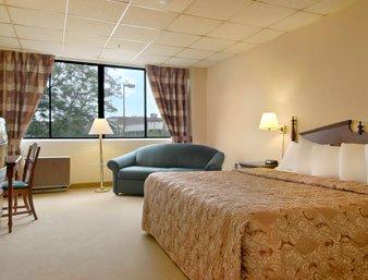 Hotel Ramada Convention Center Eau Claire Zewnętrze zdjęcie